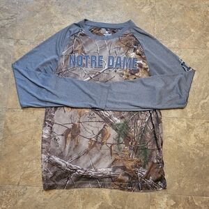 Nortre Dame Fighting Irish Athletic Shirt Mens Large Camo LS Realtree Colosseum